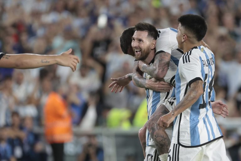 Laporta: „Messi a vérünk része”