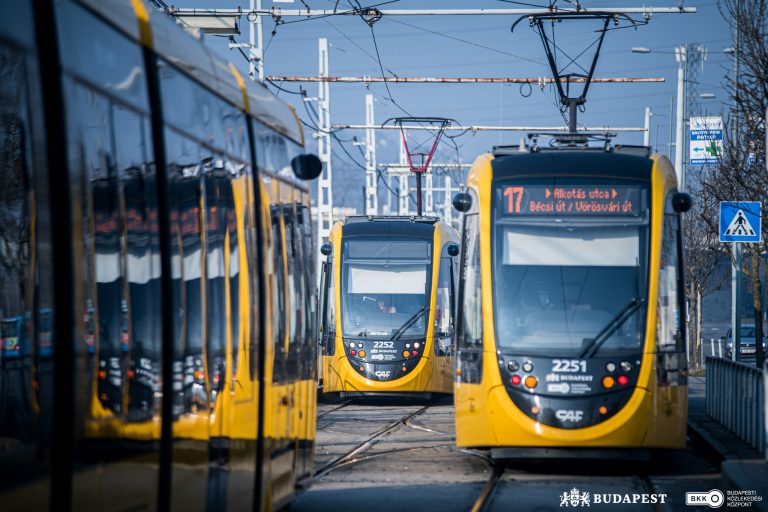 Így alakul át a közlekedés március 15-én Budapesten