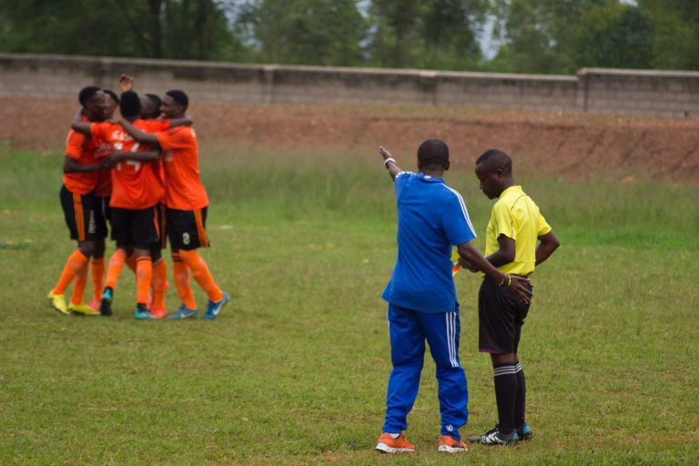 A világ minden tájáról érkeznek labdarúgók Nigerbe, akik európai karrierre vágynak