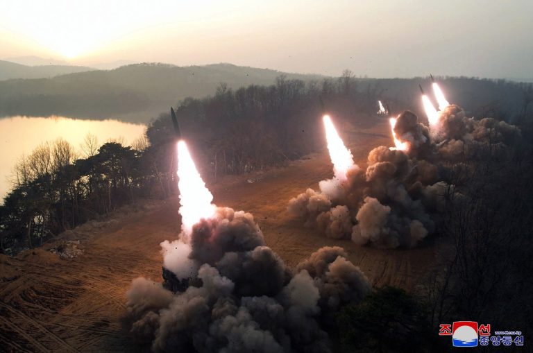 Észak-Korea „fontos gyakorlati” háborús elrettentő intézkedéseket vezet be