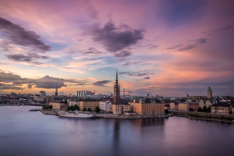 Stockholm elindítja a világ első autonóm, teljesen elektromos személyszállító kompját