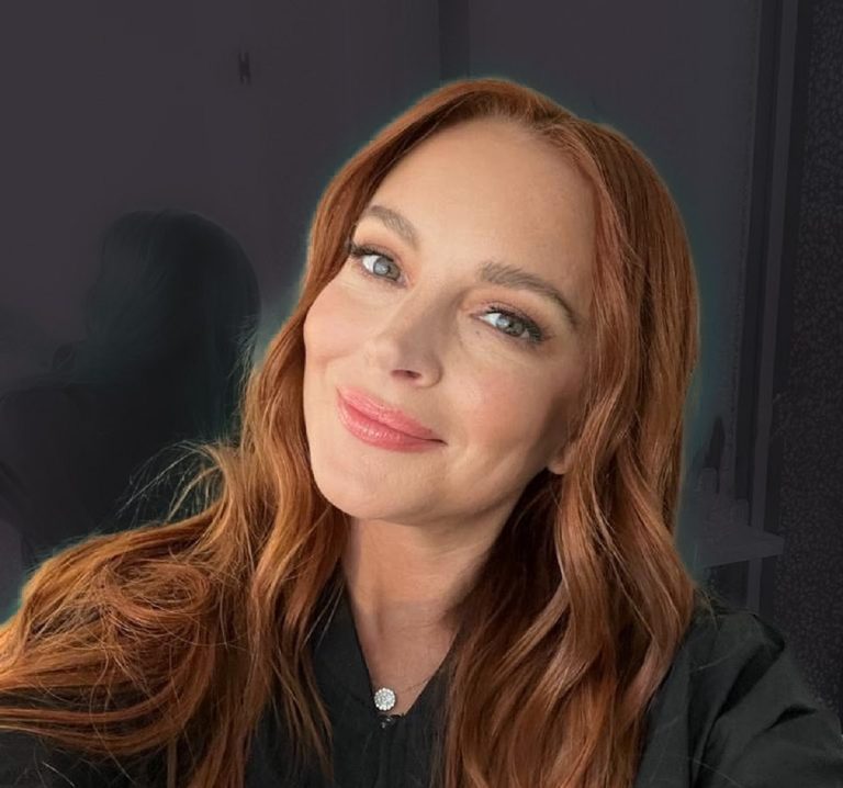 Lindsay Lohan sminkelés közben mutatta meg az arcát