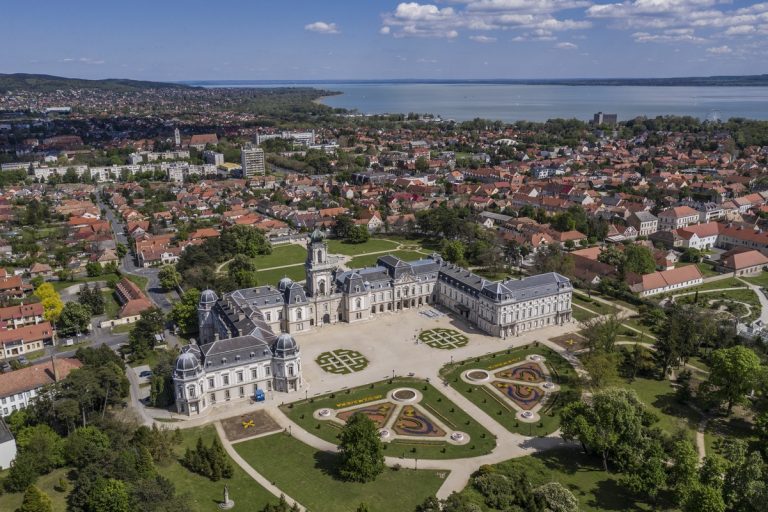 Magyarországon házra is futja, amennyiből a németeknél csak egy garázst kapni