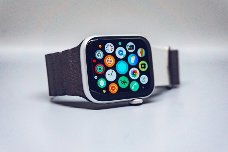 Kőkemény sci-fi az Apple Watch gesztusfelismerésének jövője