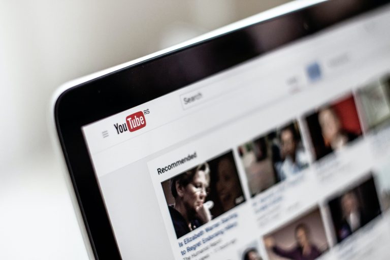 Friss tanulmányban vizsgálták a YouTube mentális egészségre gyakorolt hatásait