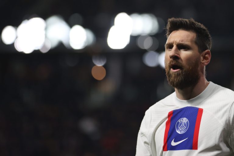 Messi távozik a PSG-től Fabrizio Romano átigazolási guru szerint