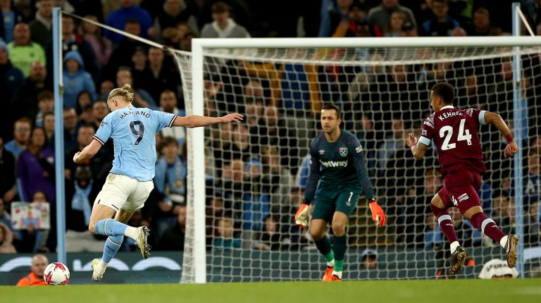 Guardiola szerint Haaland a jövőben szabadrúgásokból is gólokat termelhet