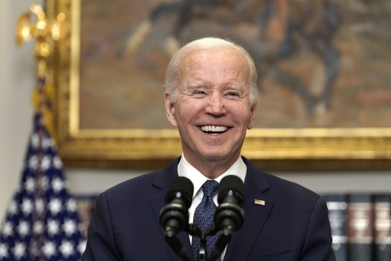 Joe Biden irányításával egyelőre mégsem megy csődbe az USA