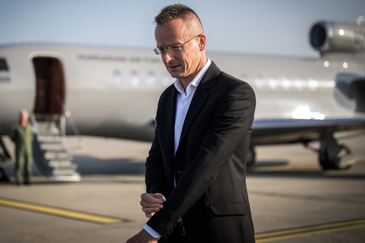 Kormányinfó extra: Szijjártó Péter elárulta, milyen tanuló volt (videó)