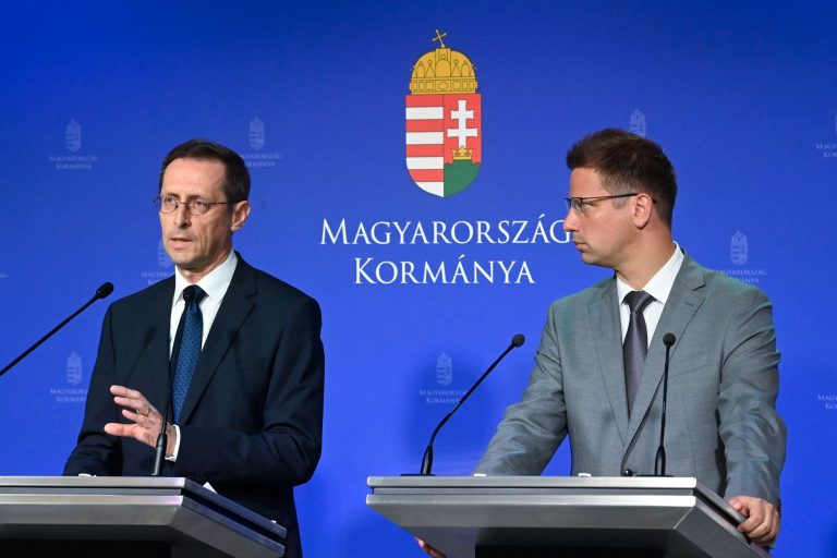 Kormányinfó: „a magyar kormány az Európai Bizottság javaslatát elutasítja”