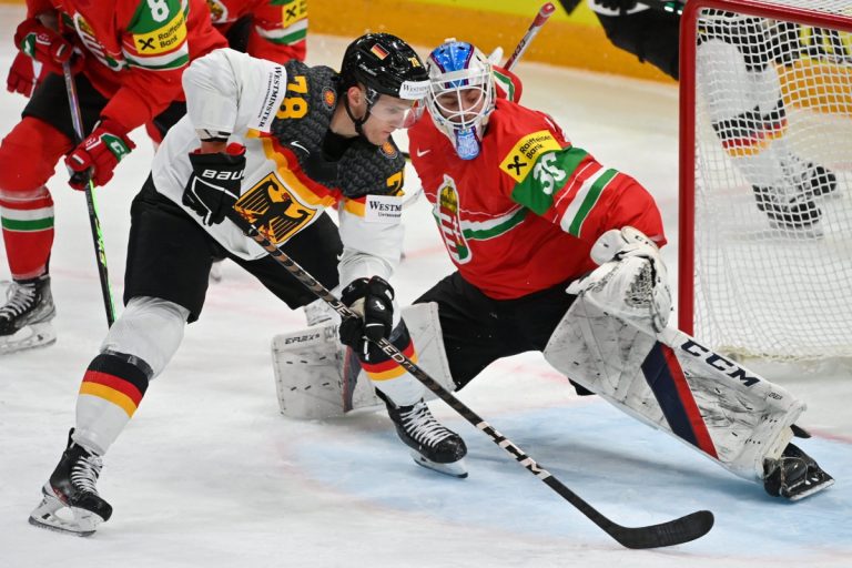 Újabb vereség a jégkorong-világbajnokságon, sorsdöntő meccs jön az osztrákok ellen