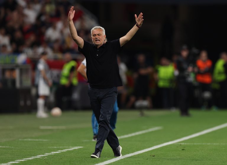 Mourinho kiakadt a bíróra az AS Roma elbukott Európa-liga döntője után