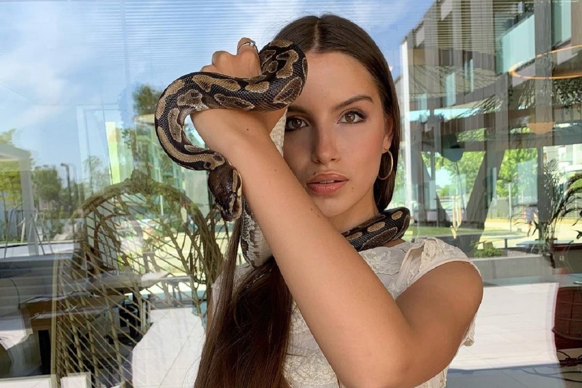 Kígyókkal is találkozhattak a Miss World Hungary döntős lányai (fotók ...