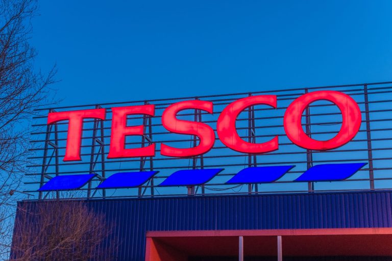 Csütörtöktől újabb kedvezményes ajánlatok várnak a Tesco áruházaiban