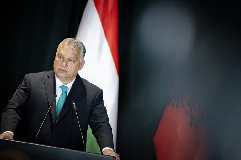 Közleményt adtak ki Orbán Viktor pisai útjáról Hadházy feljelentése után