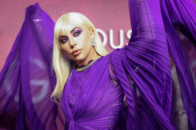 Szexi sminkben videózgatta magát Lady Gaga