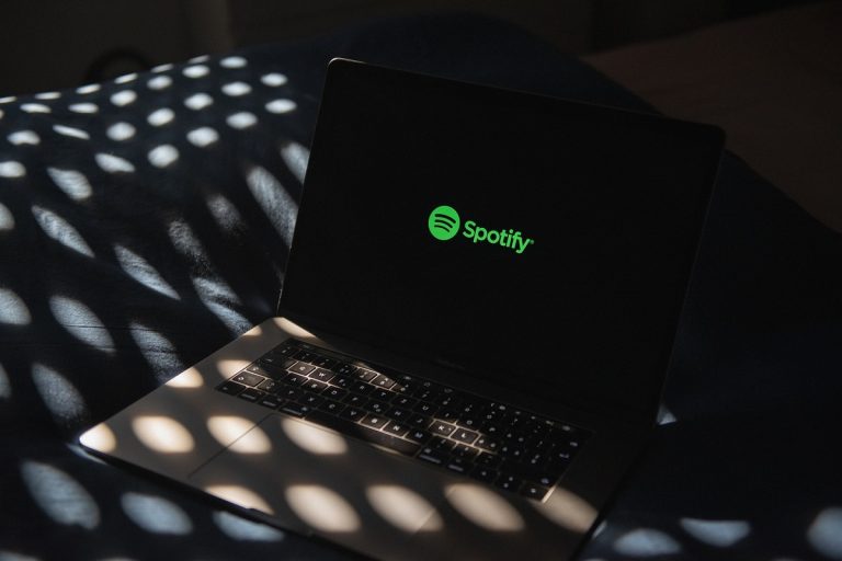 Mintegy 200 munkahelyet szüntet meg a Spotify az egyik részlegénél