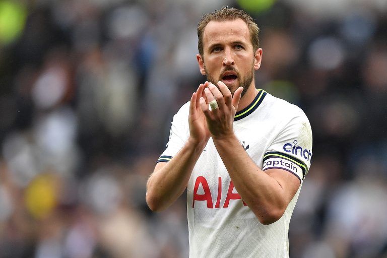 Újabb lépés Kane ügyében, a Spurs elnöke találkozott a Bayern vezérigazgatójával