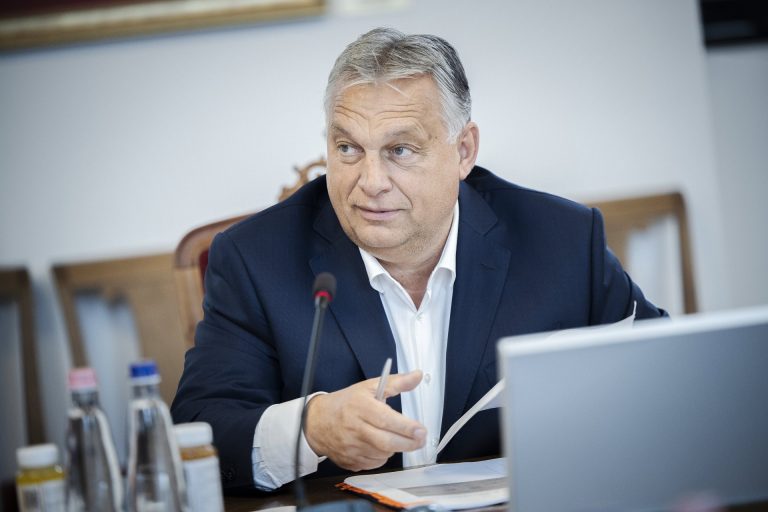 Orbán Viktor szerint a multik árspekulánsként emelik az árakat