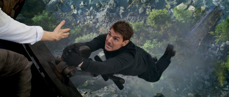 Szimplán látnod kell az új Mission: Impossible-t, már csak Tom Cruise miatt is