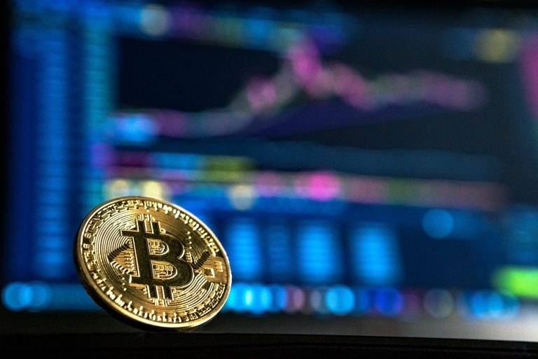 Beindult a Bitcoin, 13 hónapos csúcson az árfolyam