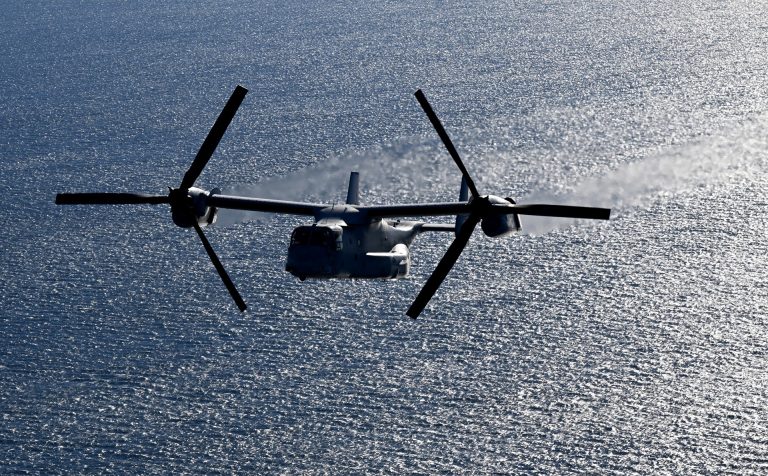 20 tengerészgyalogossal a fedélzetén lezuhant egy amerikai katonai helikopter