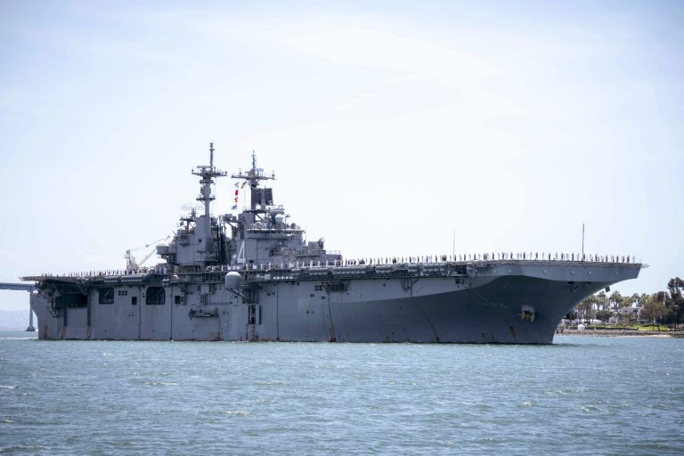 Vádat emeltek a Kínának kémkedő amerikai haditengerészek ellen, súlyos az ügy