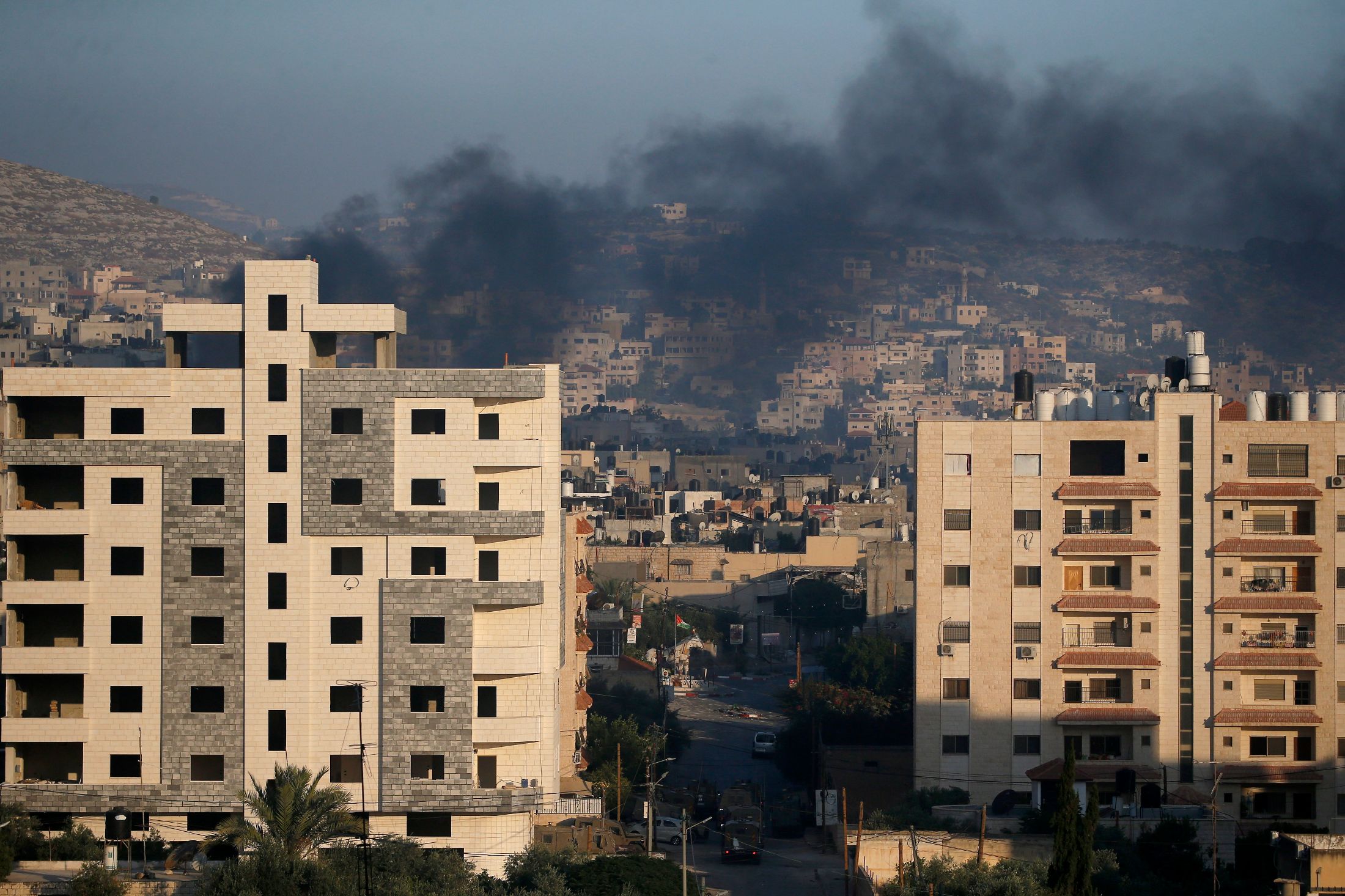 Három palesztin vesztette életét, miután izraeli katonák tüzet nyitottak rájuk – Liner.hu
