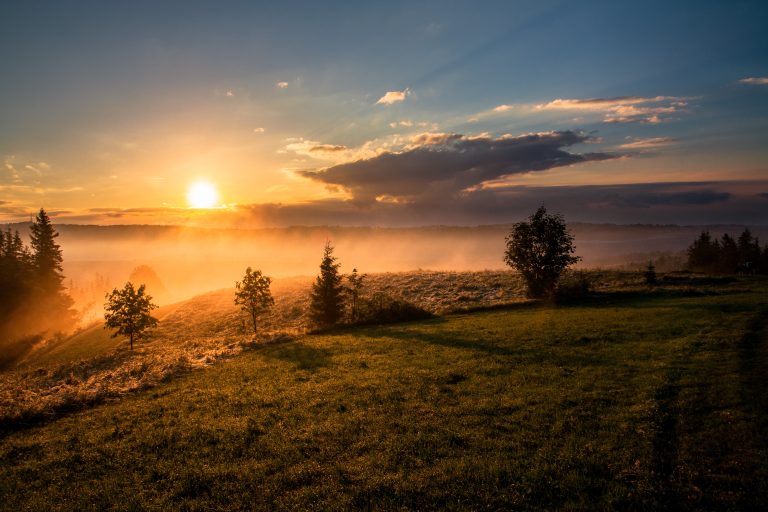 Csütörtökön sem fog tombolni a nyár