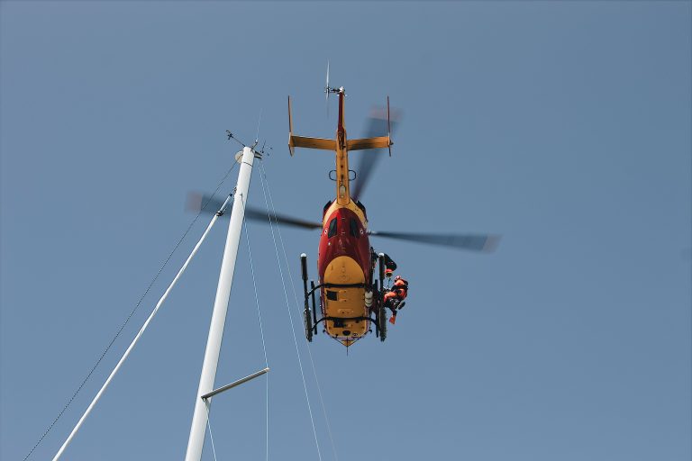 Videóra vettek egy helikopter drámai lezuhanását Floridában