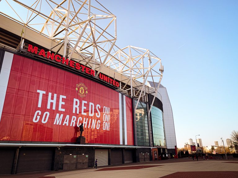 Videón a Manchester United őrült fordítása és győzelme