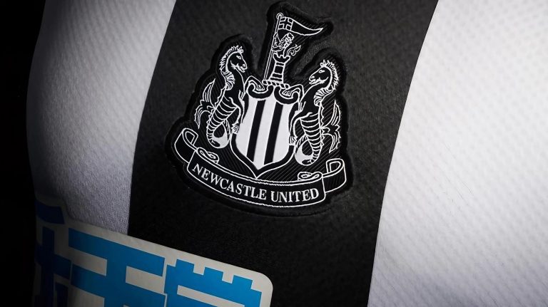 Megkéseltek egy Newcastle-szurkolót Milánóban a klub Bajnokok Ligája-mérkőzése előtt