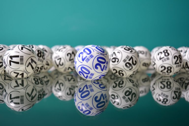 Szinte felfoghatatlan, 308 milliárd forintnyi összegre duzzadt a Powerball jackpotja