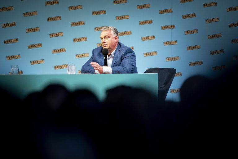 Orbán Viktor nem zárja ki az újabb intézkedéseket a magasabb árak miatt