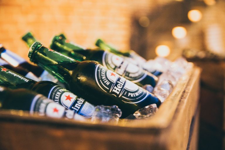 Szűkítette a sörválasztékot, 15 milliós bírságot kapott a GVH-tól a Heineken Hungária