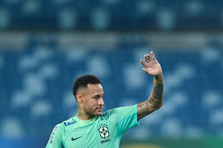 Neymar megszólalt a botrányok után, aki mellett csapattársa is kiállt