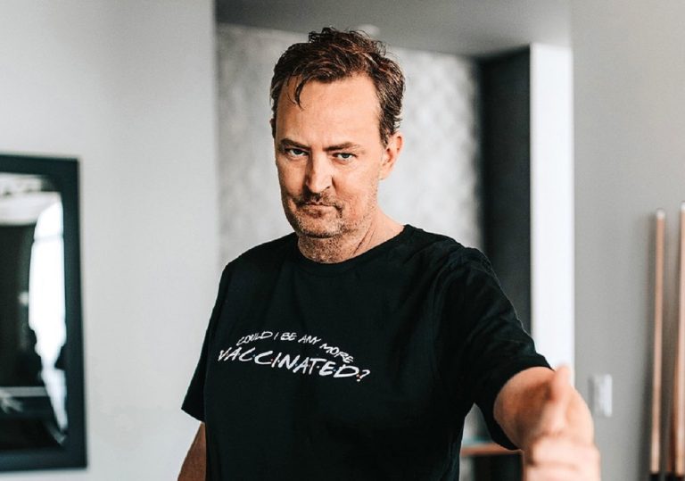 Meghalt Matthew Perry, a Jóbarátok egyik legnagyobb sztárja