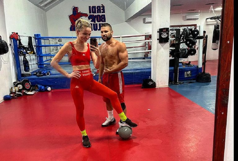 Rácz Jenő már soroz a ringben a Sztárbokszra készülvén (videó)