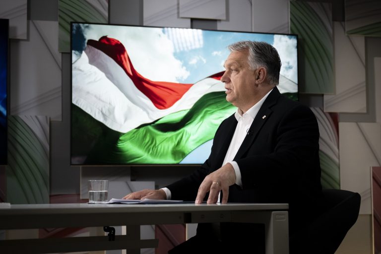 Újabb nemzeti konzultációt indítana Orbán Viktor