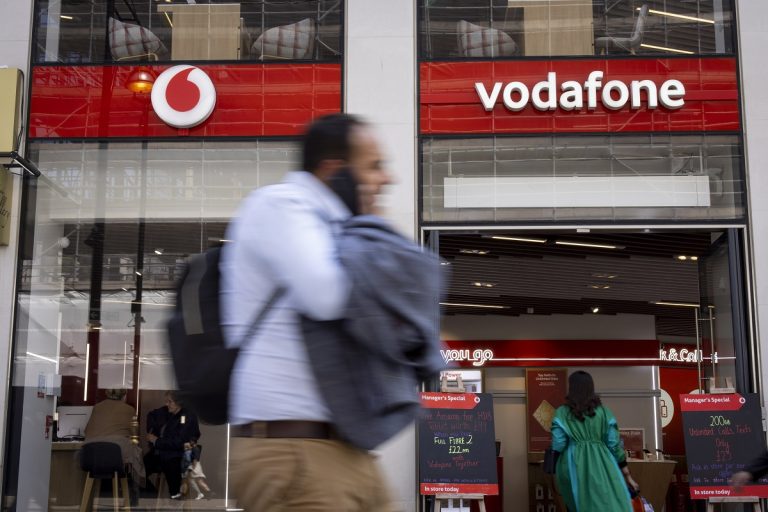 A Telekom és a Vodafone is jóváírja az Izraelben tartózkodó ügyfelei roamingdíját