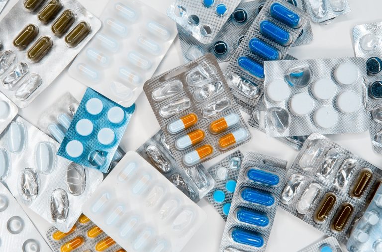 Javaslat: újraosztanák a gyógyszerkészleteket az EU-ban, ha egy tagállamban hiány van