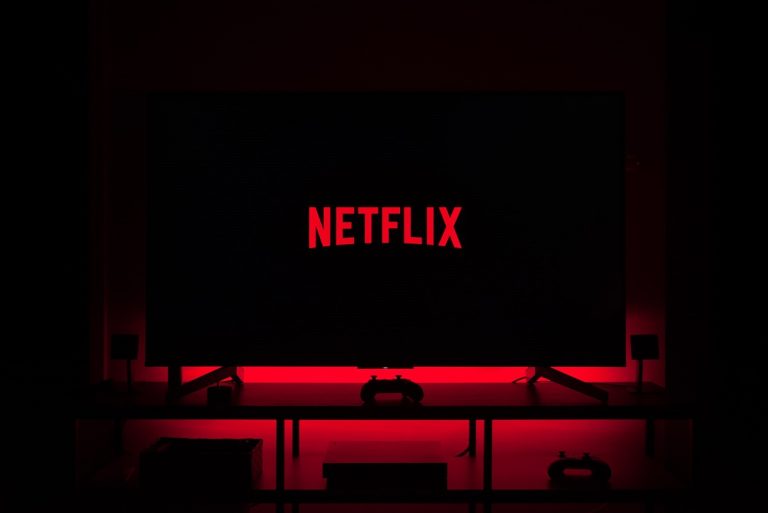 Elkaszált egy népszerű sorozatot a Netflix, felháborodtak a rajongók