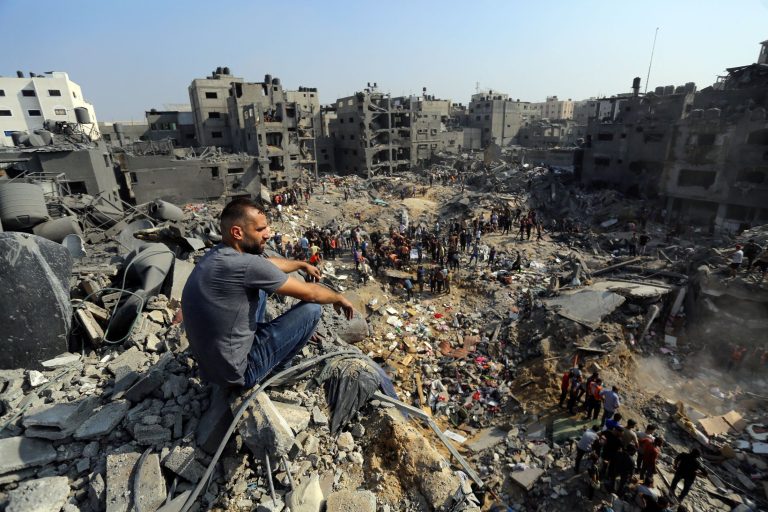 Lengyelország felháborodva közölte, lehetetlen állampolgárai evakuálása Gázából