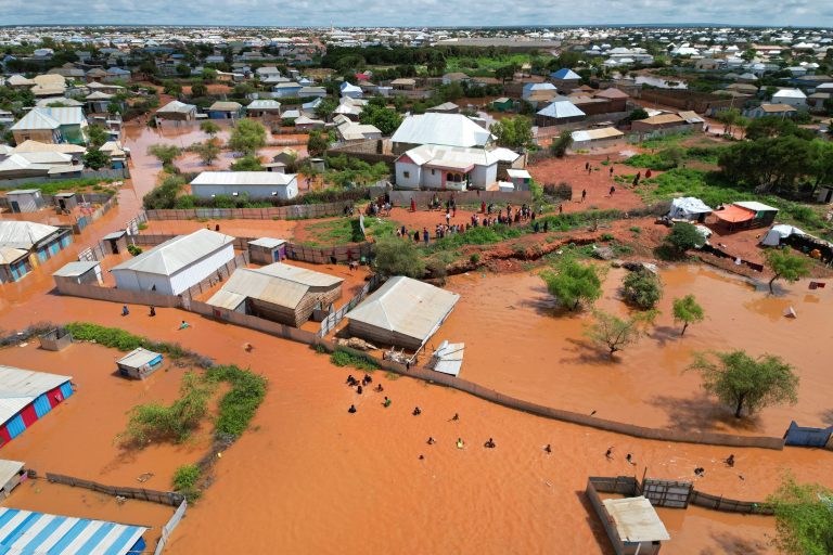 31 emberéletet követeltek az áradások Szomáliában