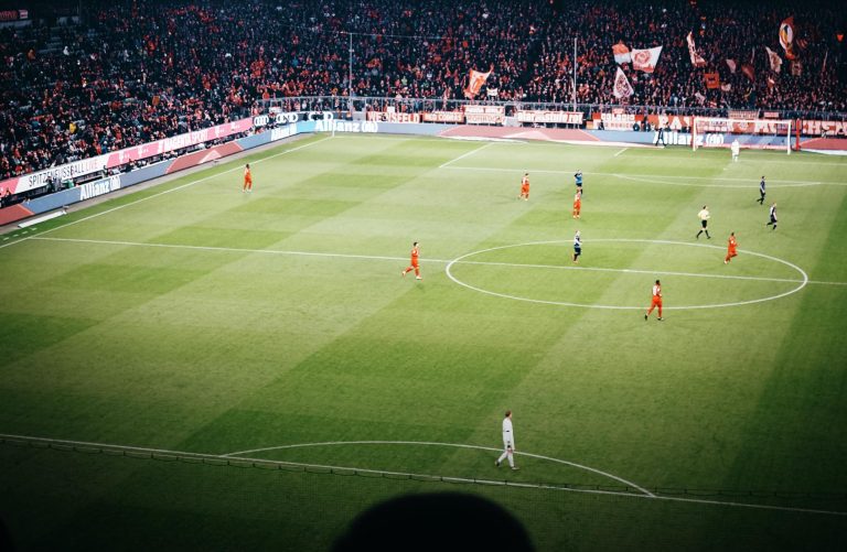 Noha félkész a tetőszerkezet, játékra alkalmasnak ítélték a plovdivi stadiont