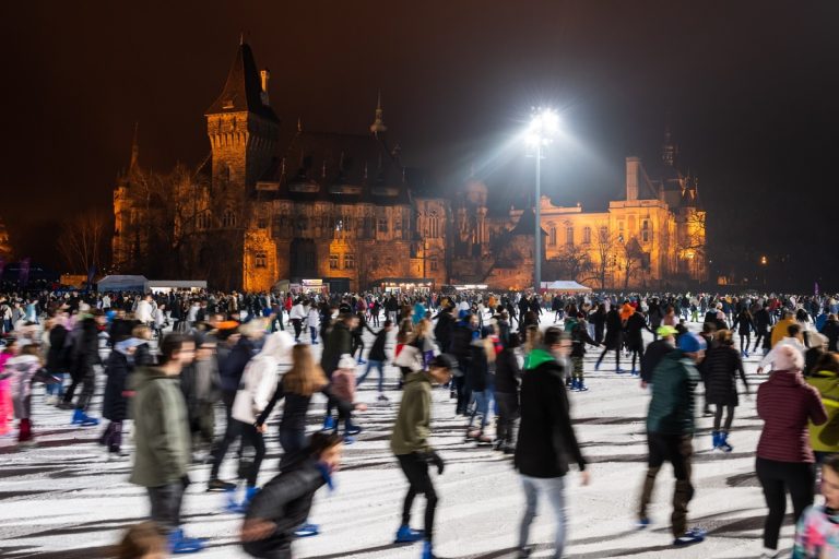 Ekkor nyitja meg kapuit a Városligeti Műjégpálya Budapesten