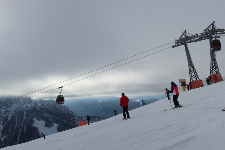 Beindították az első sífelvonót a Dolomitokban, jóval a tervezett szezonkezdet előtt