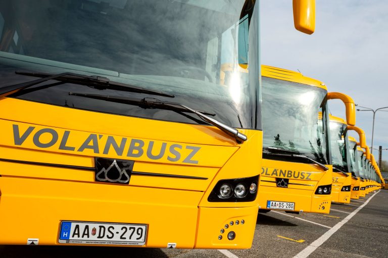 Kiderült, hány buszvezető sztrájkolt vasárnap a Volánbusznál