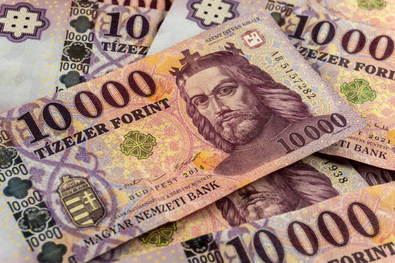 Közel 15 millió forint bírságot kapott az Extreme Digital-eMAG az MNB-től