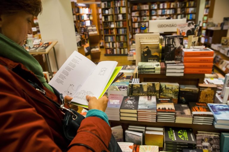 A Libri sem nyit ki szenteste, a vidéki üzleteik is zárva lesznek aznap